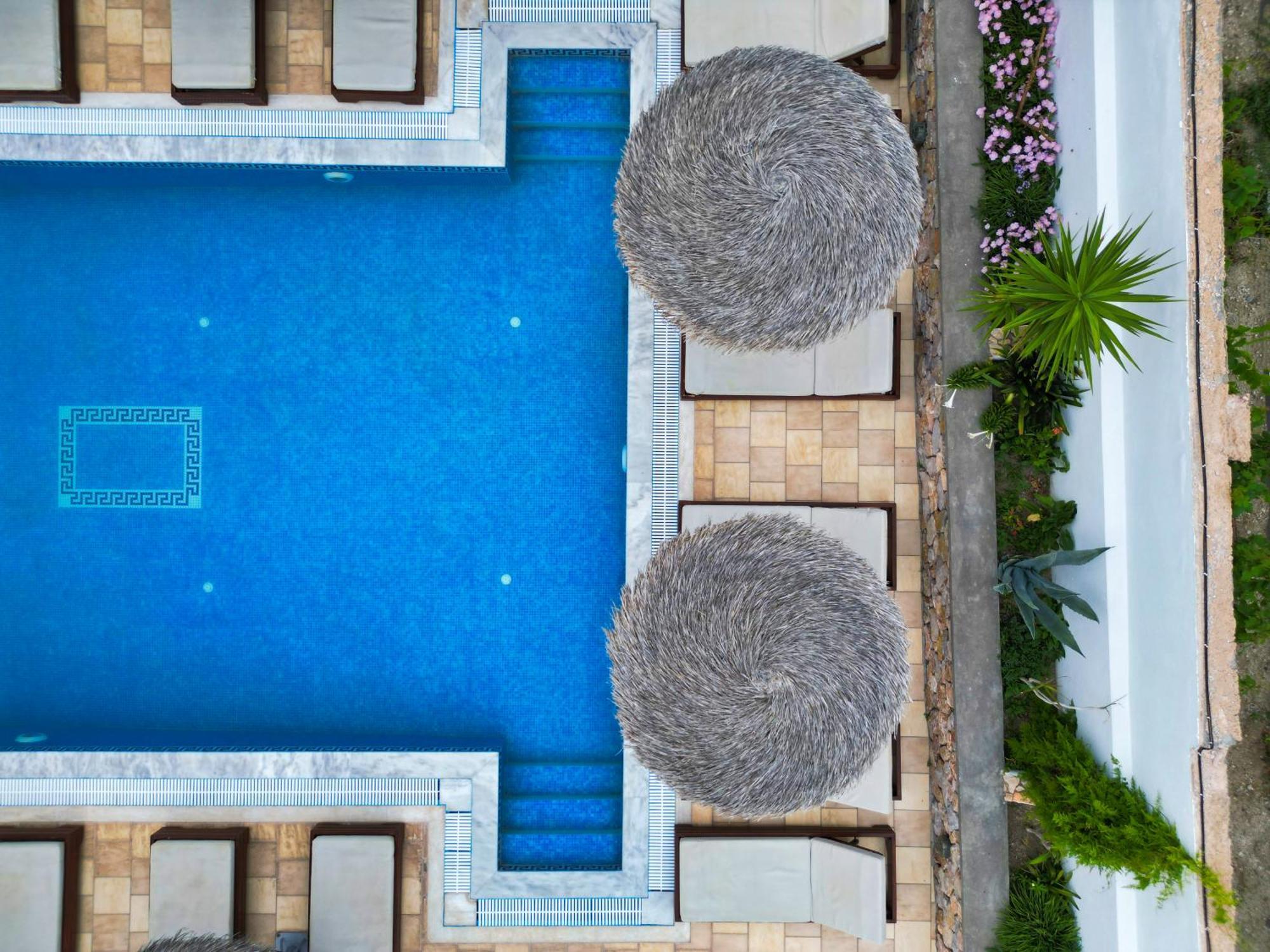 Villa Angira Kamári エクステリア 写真