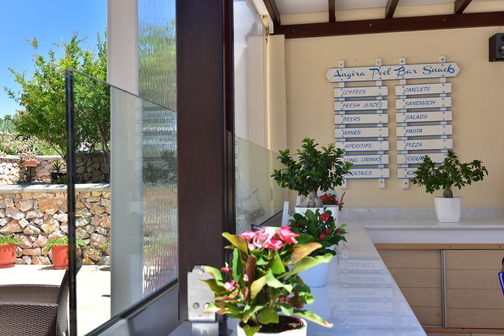 Villa Angira Kamári エクステリア 写真